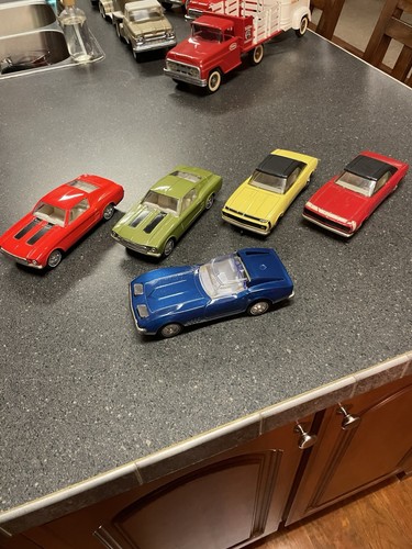 Metal buddy 2 mustang - 2,
